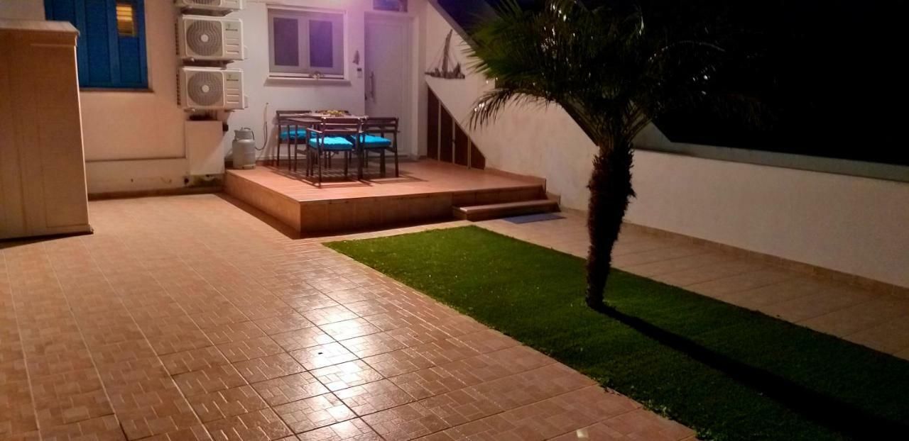 Appartamento Mariliz Larnaca Esterno foto