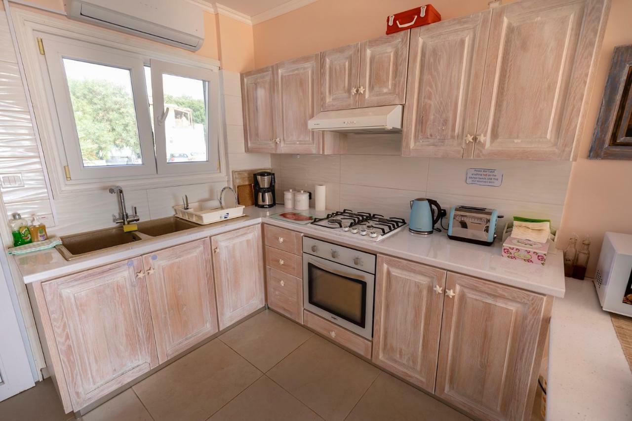 Appartamento Mariliz Larnaca Esterno foto