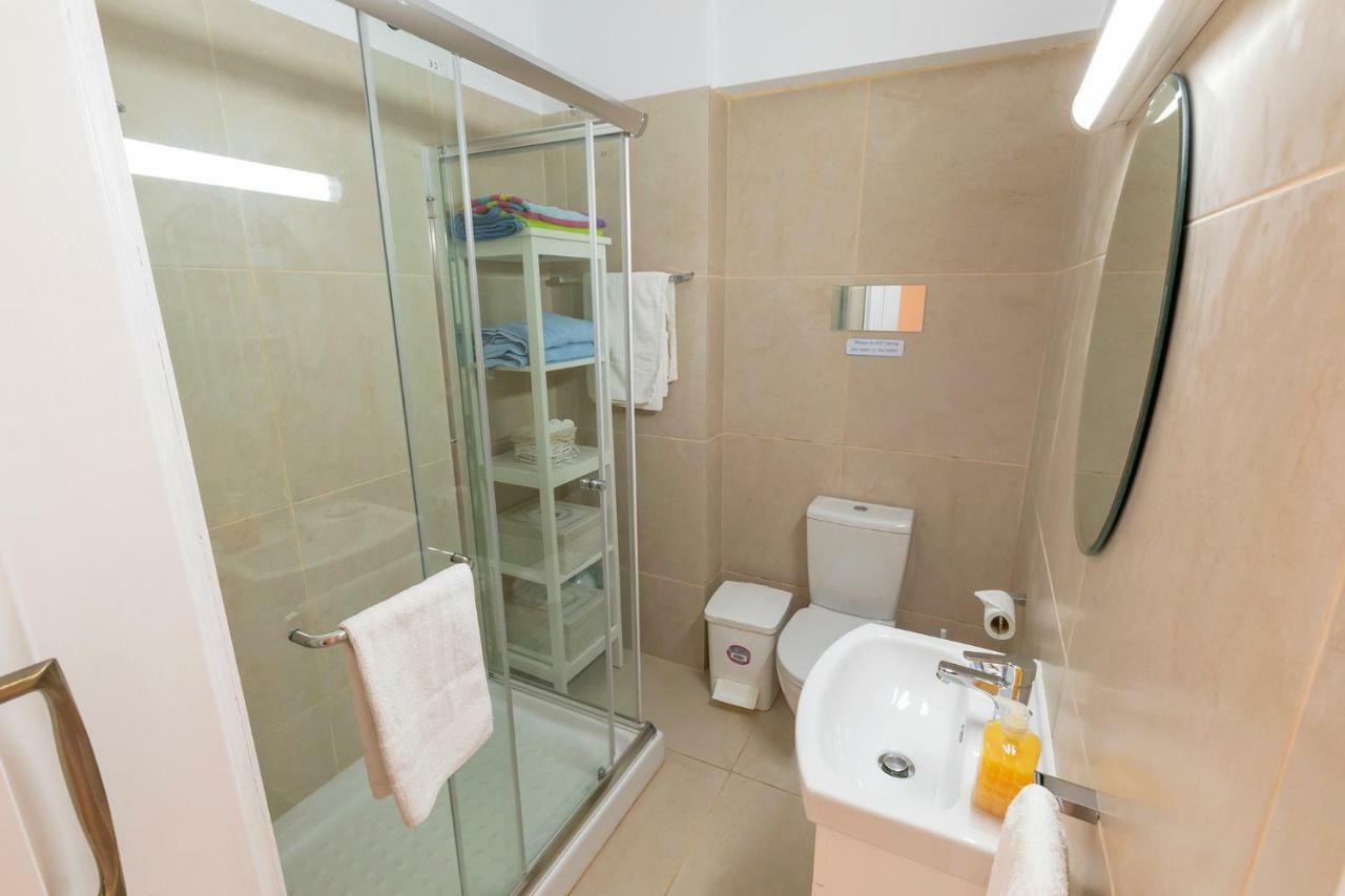 Appartamento Mariliz Larnaca Esterno foto
