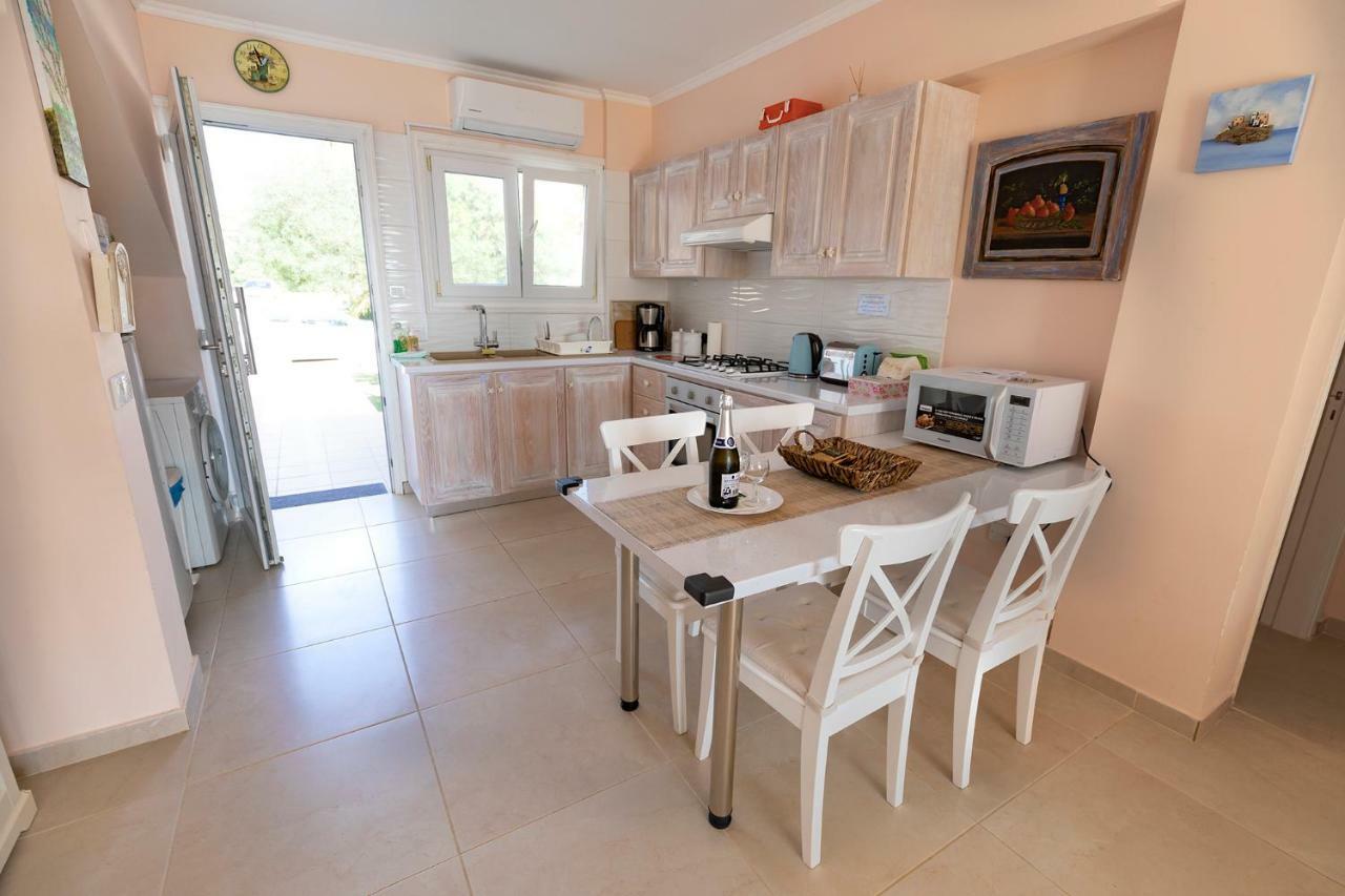 Appartamento Mariliz Larnaca Esterno foto